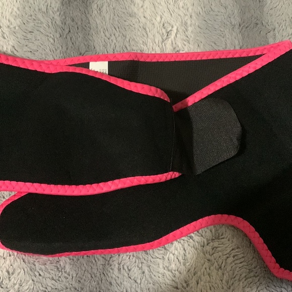 Waist trainer - Picture 3 of 3